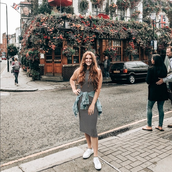 Meet your posher!💕 BohoBabeFinds - Picture 1 of 1